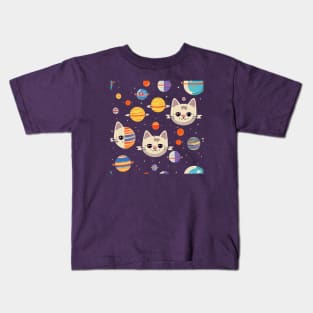 Pattern of cats face in space Kids T-Shirt